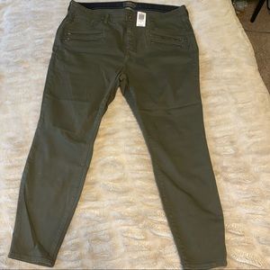 Torrid Bombshell Skinny Moto Jeans Olive Green 22T NWT